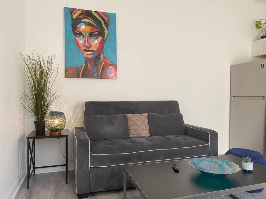 Chic Bungalow Apartment Steps From Armature Works & Downtown Riverwalk Tampa Exteriör bild