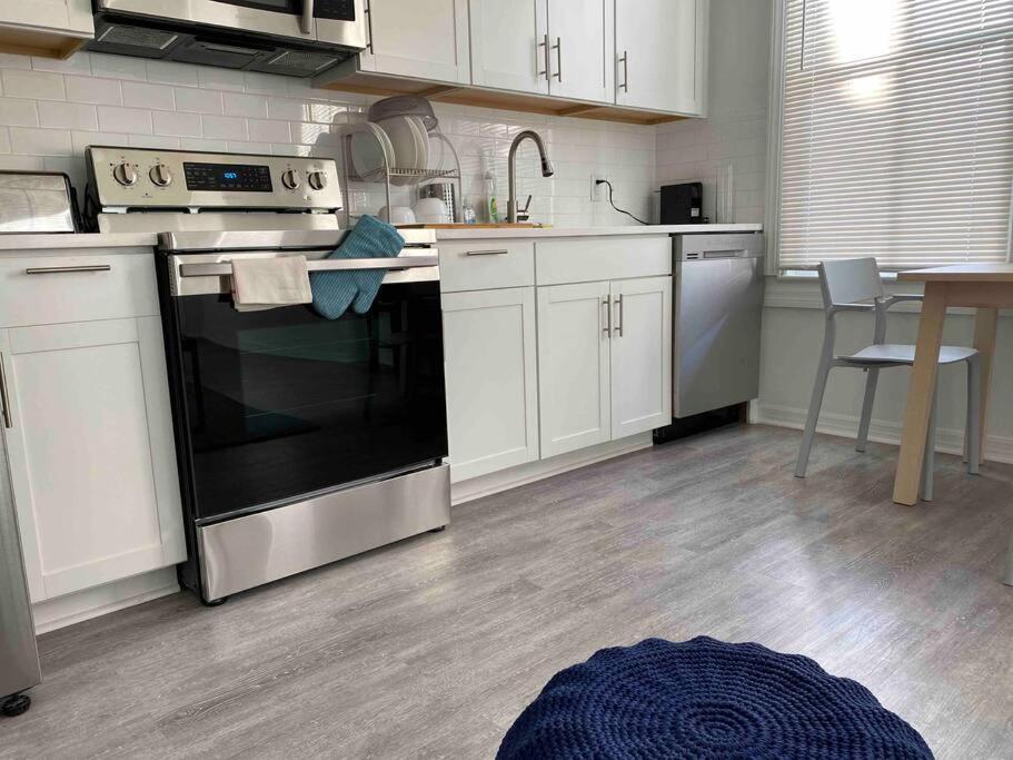 Chic Bungalow Apartment Steps From Armature Works & Downtown Riverwalk Tampa Exteriör bild